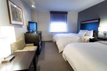 Iowa House Hotel Iowa City Esterno foto