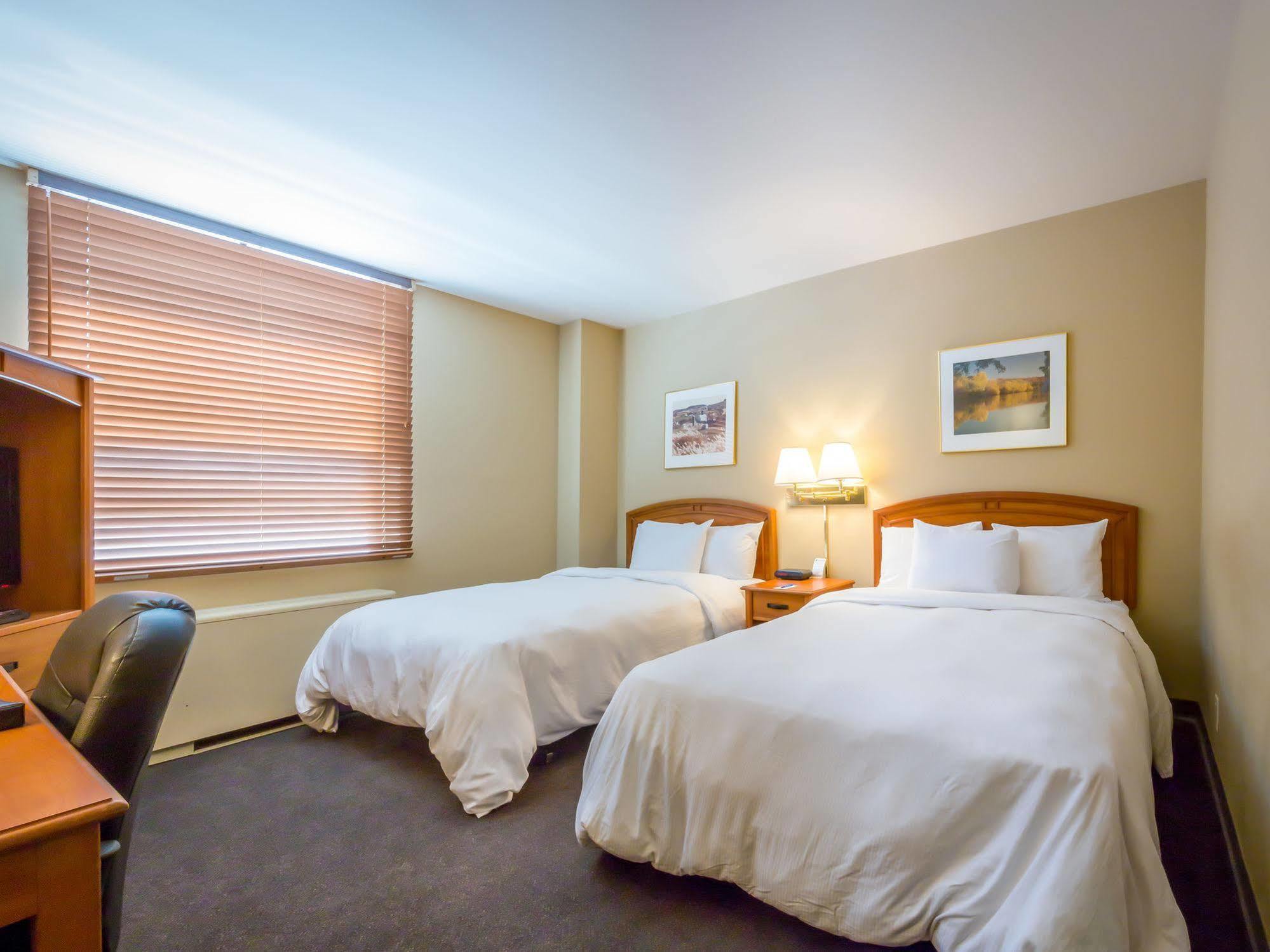 Iowa House Hotel Iowa City Esterno foto